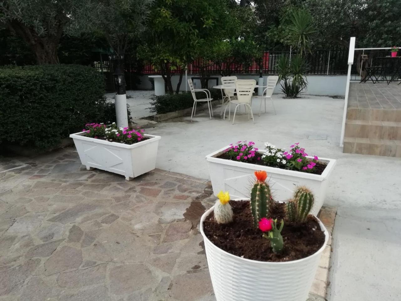 Le Donne Di Giannino Bed & Breakfast Rende Exterior photo